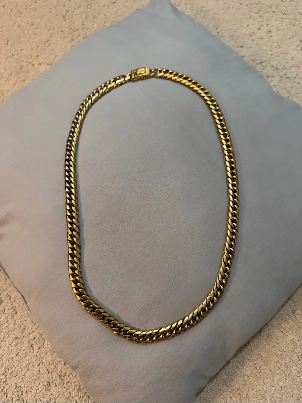 GoldGods eye catching